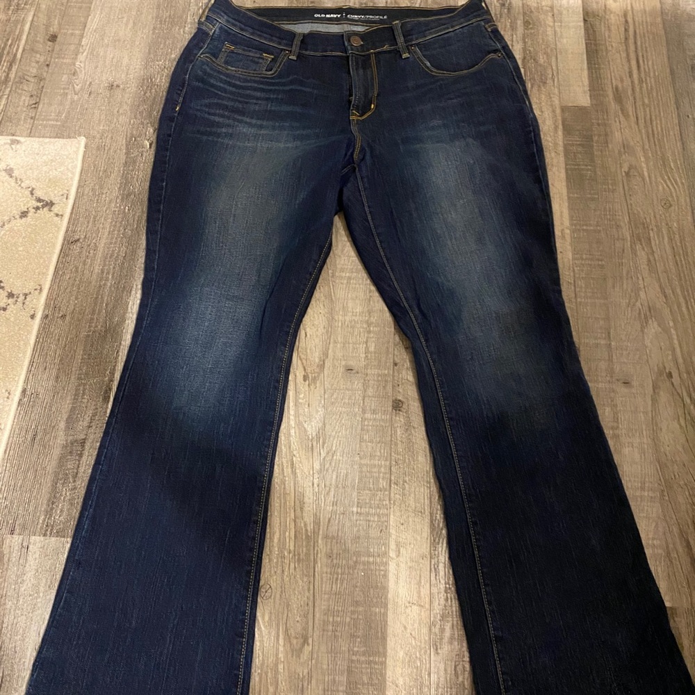 Old Navy Curvy Profile Jeans